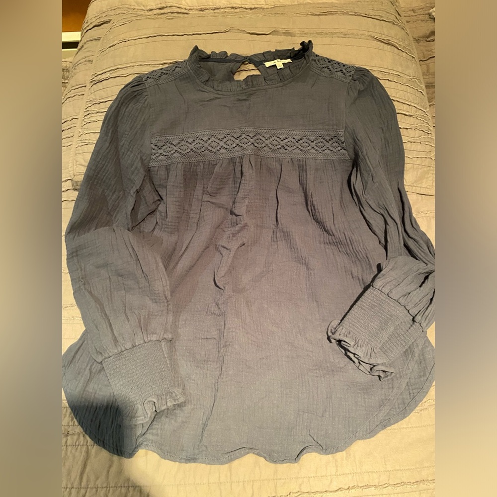 Boutique grey blouse